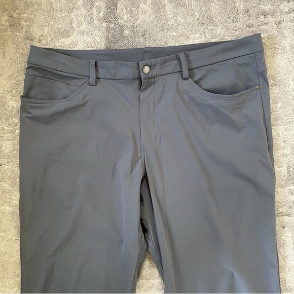 Lululemon Men's ABC Pant Classic Fog Horn - Size 38 Length 34 - Warpstreme Gray - Picture 3 of 13